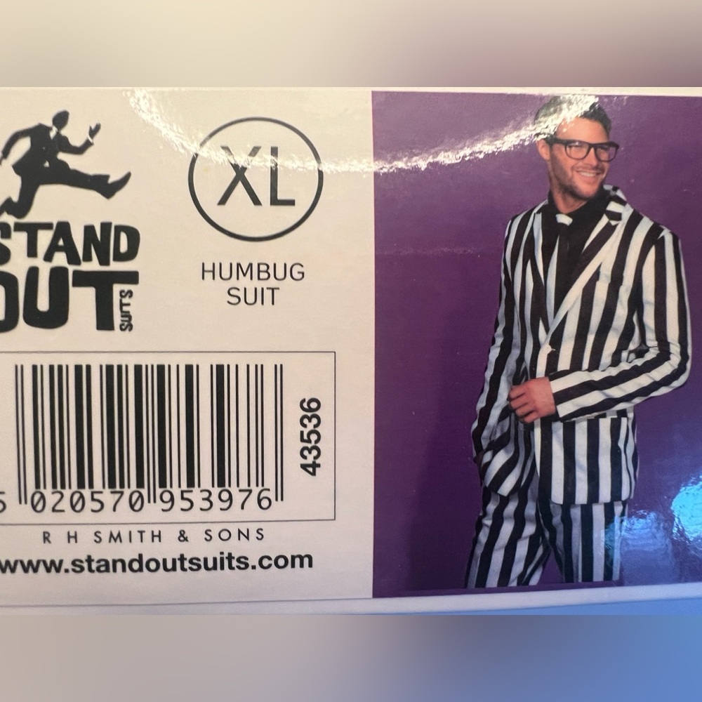 Beetlejuice! Beetlejuice! Beetlejuice! XL costume